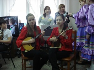 дуэт домр - Чаусова А., Черкашина С.